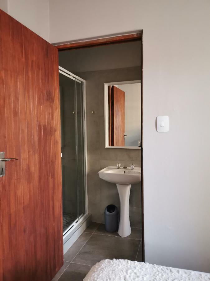 Appartement Rosedene à Bloemfontein Extérieur photo